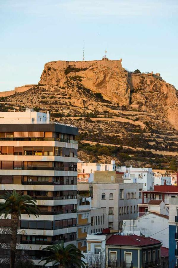 Apartamento Bguest Con Terraza Alicante Bagian luar foto